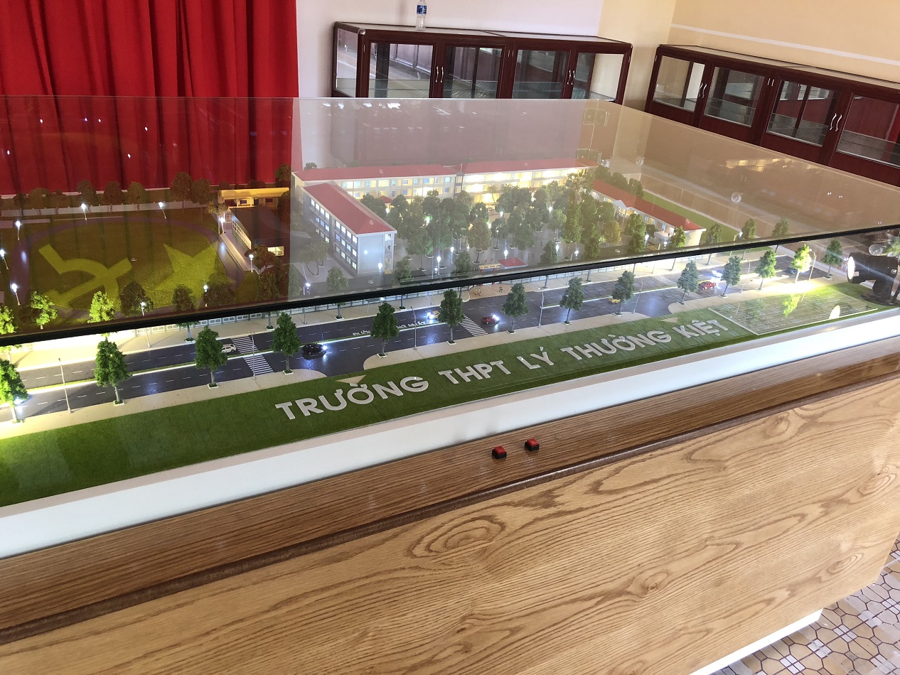 SA BÀN MÔ HÌNH  TRƯỜNG PTTH LÝ THƯỜNG KIỆT LAGI BÌNH THUẬN TẠI ARCHI-BAO